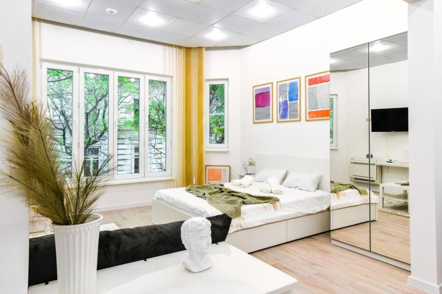 Duplex Condo Prime Location 2Bth 2 Studios Sofia Bagian luar foto
