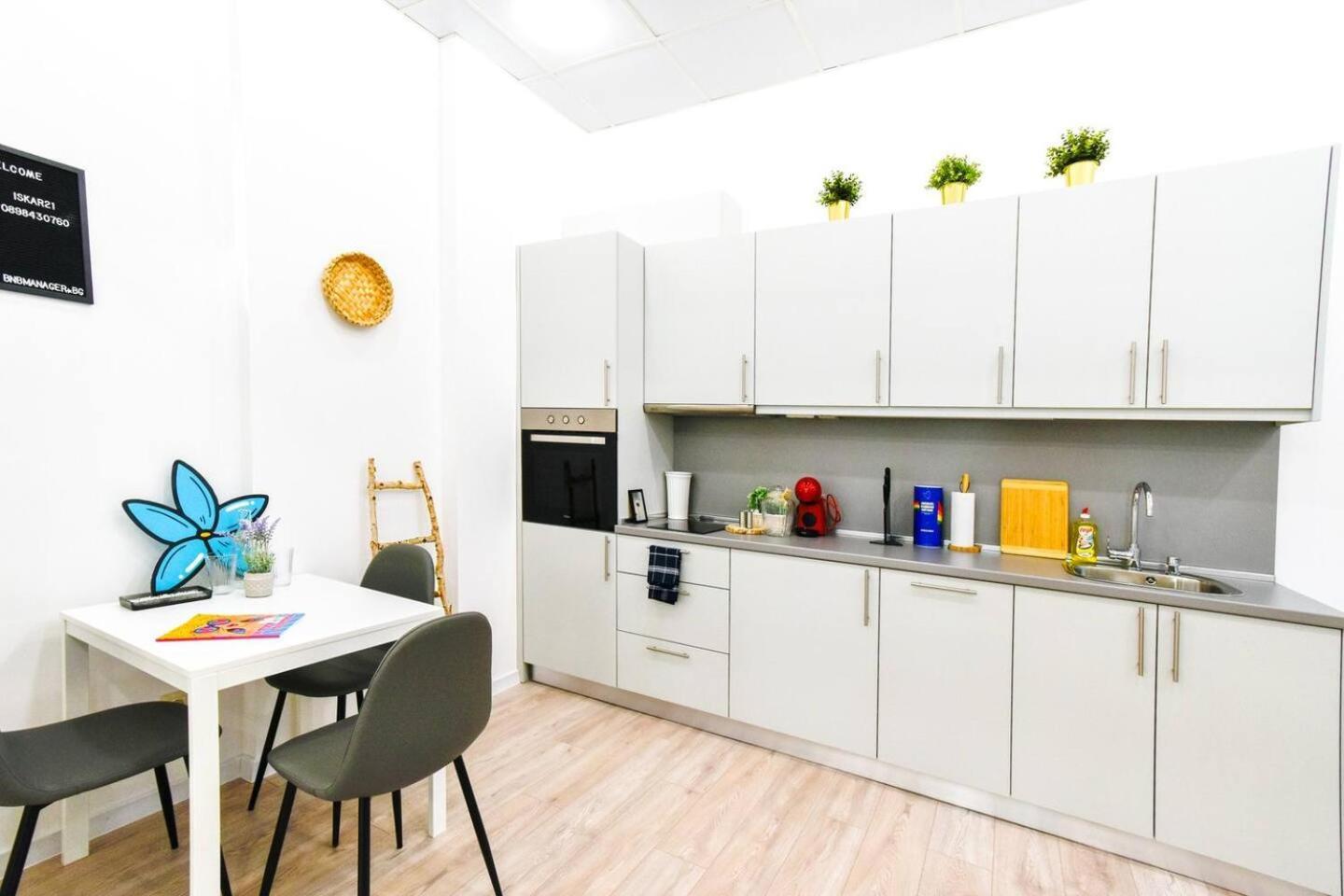 Duplex Condo Prime Location 2Bth 2 Studios Sofia Bagian luar foto